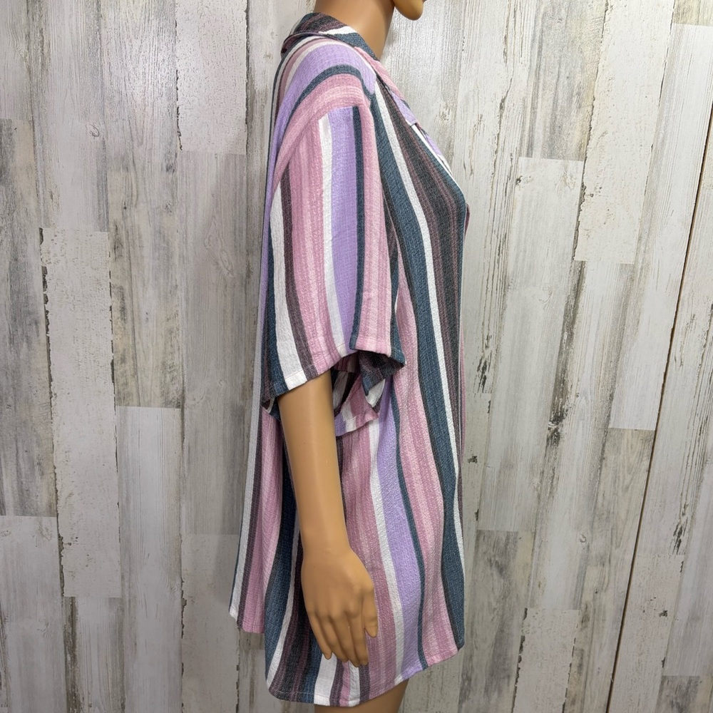 Torrid Striped Gauze Pink and Gray Shortie Pajama Set‎ - Picture 12 of 16